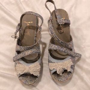 Blue floral wedges with lace details